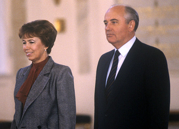 Images Wikimedia Commons/WC 24 Leonid Palladin Raisa & Mikhail_Gorbachev.jpg